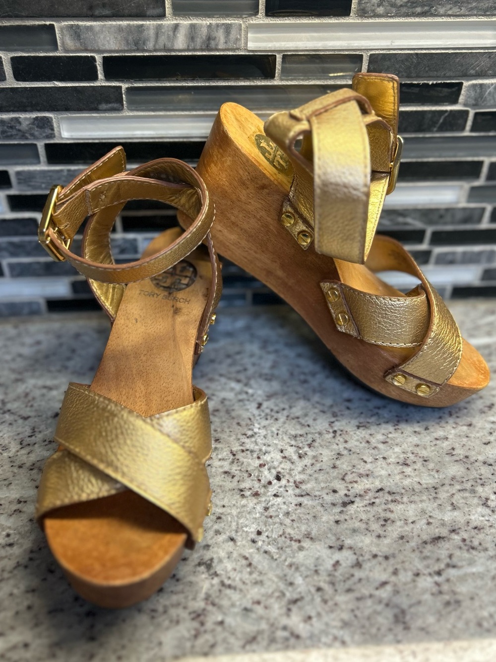Tory burch Risley Gold Leather Wedge Sandals - size 6